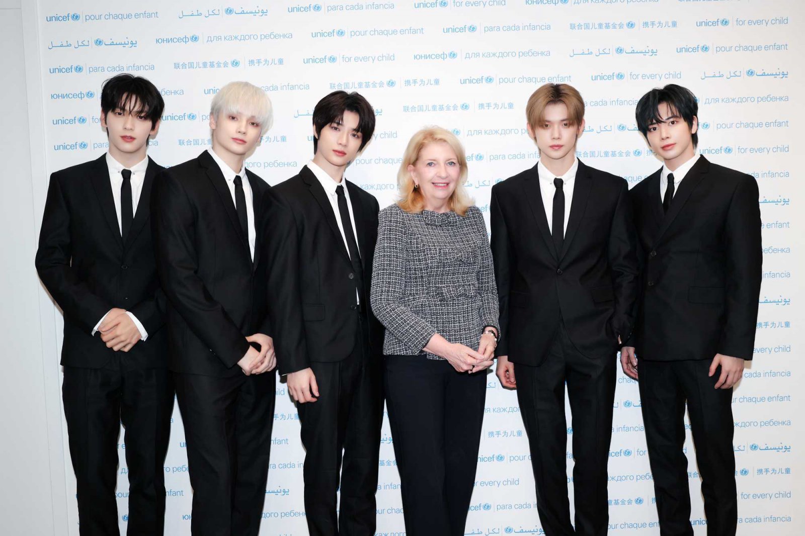 투모로우바이투게더가 유니세프와 함께 전 세계 아동·청소년의 마음건강 증진을 위한 글로벌 캠페인을 시작한다. 사진제공 | 빅히트 뮤직