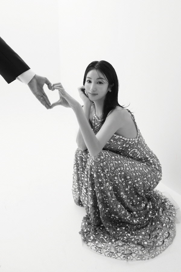 김옥빈 결혼 “11월 16일 비연예인과 백년가약” [전문]