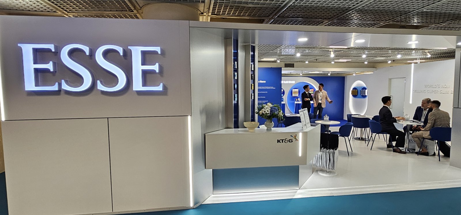 세계 최대 면세박람회 ‘2025 TFWA World’에 참가한 KT&G 전용 브랜드 존