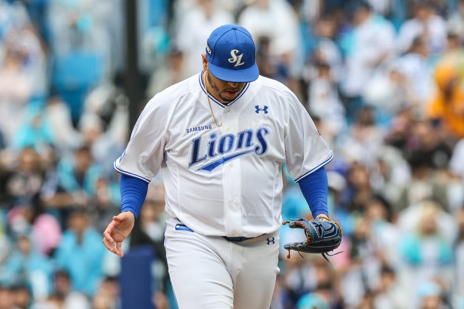 삼성 후라도는 6일 대구 NC와 2025 PS WC 1차전에서 선발등판해 6.2이닝 4실점을 기록했다. 팀은 후라도의 예상 외 부진으로 패배 위기에 놓였다. 사진제공|삼성 라이온즈