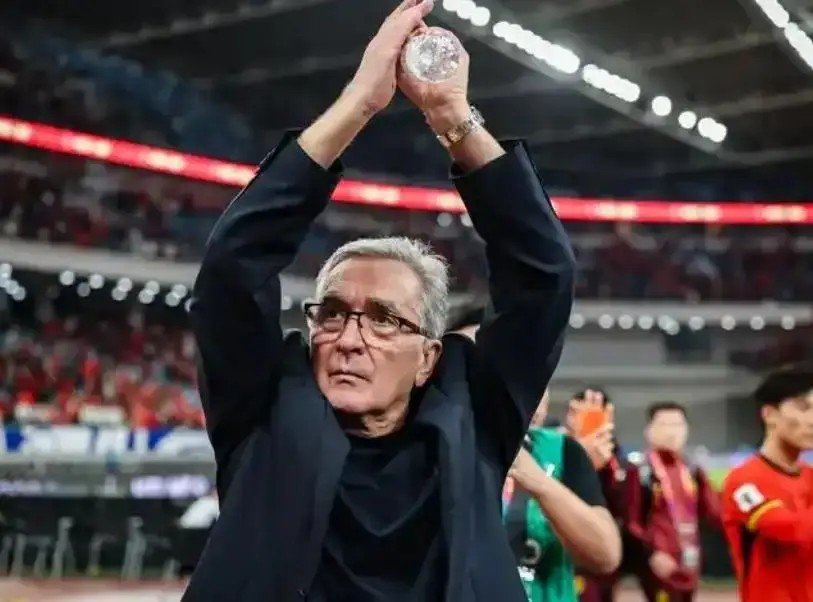 가장 빨리 2030년 월드컵 체제 돌입한다더니…‘사령탑 공백’ 中축구, 10월도 11월도 A매치를 못한다고?