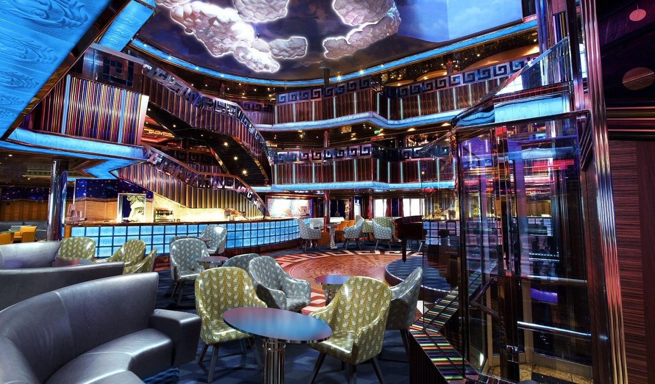 코스타 세레나호 실내