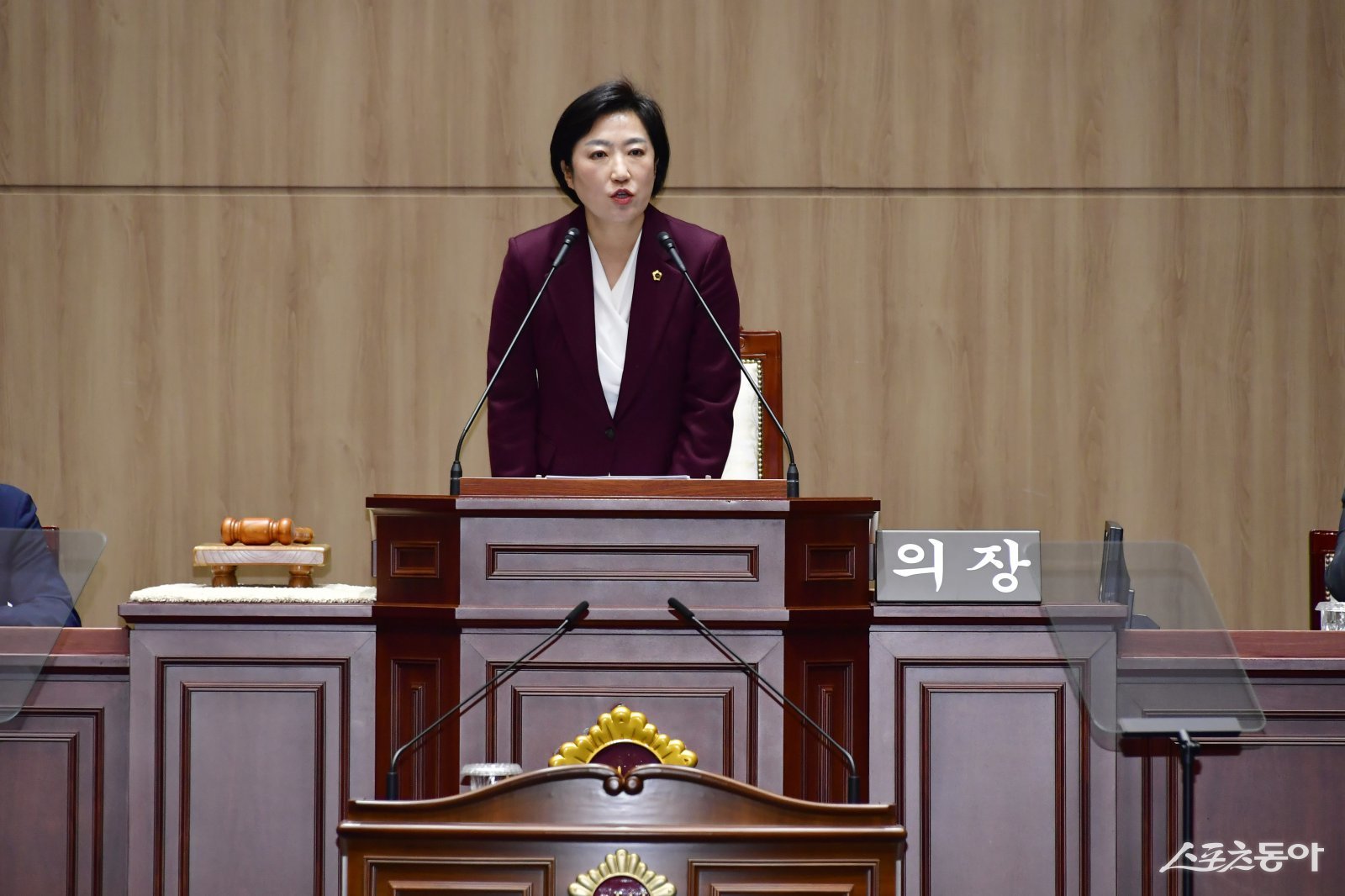 신수정 광주광역시의회 의장은 지난 13일 제337회 임시회 개회사에서 광주 도시철도 2호선 219정거장 인근의 안전 문제를 지적하며, 시민 안전을 최우선 과제로 삼을 것을 집행부에 강력히 촉구했다. 사진제공=광주광역시의회