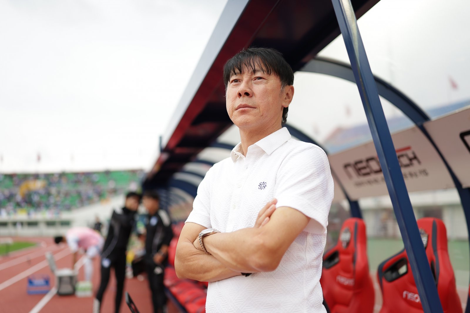 신태용 전 울산 감독이 5일 김천종합운동장에서 열린 김천과 K리그1 32라운드 원정경기를 벤치에서 지켜보고 있다. 이 경기를 끝으로 신 감독은 전격 경질됐는데, 이후 언론을 통해 뒷이야기를 폭로했다. 사진제공|한국프로축구연맹