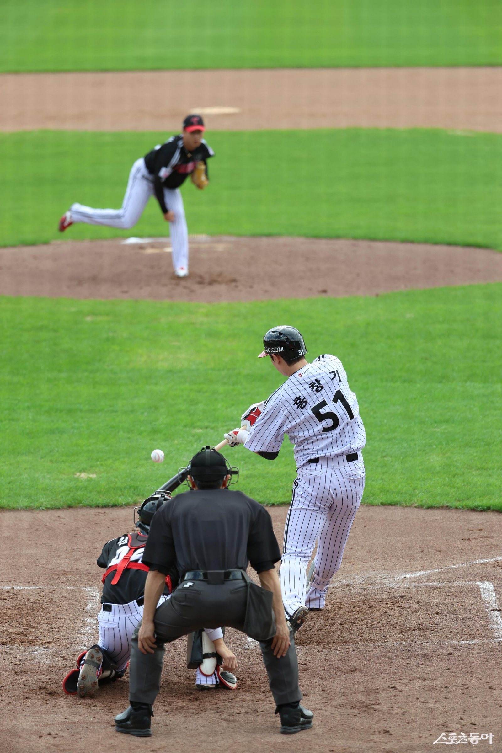 LG가 19일 LG챔피언스파크에서 열린 청백전을 끝으로 이천 합숙 훈련 일정을 마무리했다. 사진제공|LG 트윈스