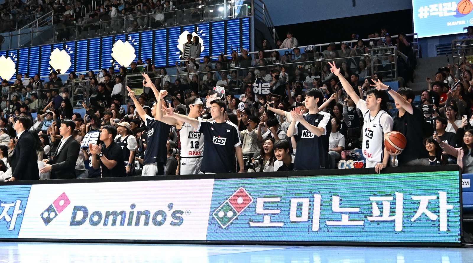 KCC는 1라운드를 6경기 치른 상황서 5승1패를 기록하고 있다. 부상자 속출에도 4연승을 질주하며 슈퍼팀 자격을 증명하고 있다. 사진제공｜KBL