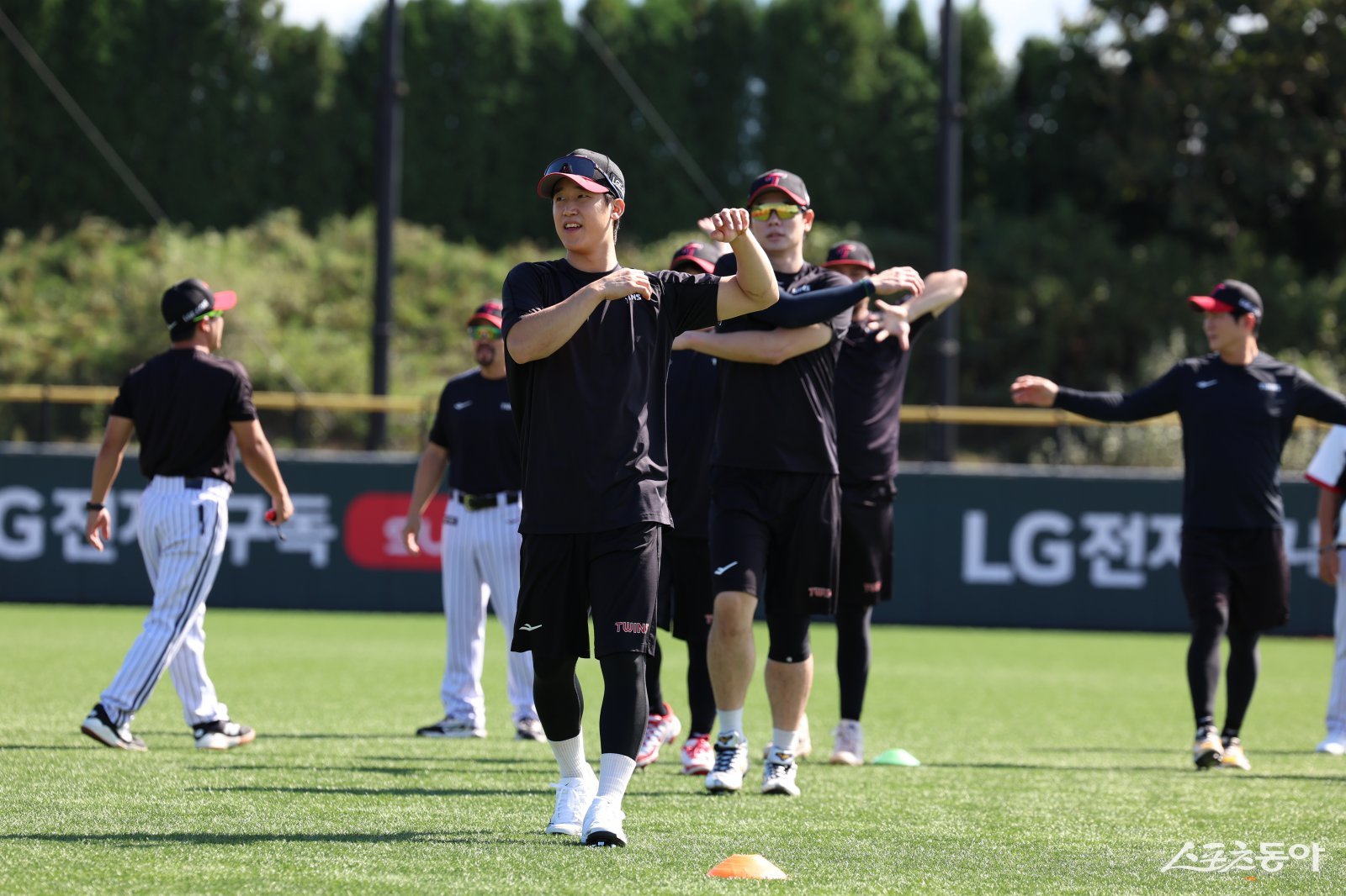 LG 구본혁이 이천 LG챔피언스파크에서 한국시리즈 대비 훈련을 소화하고 있다. 사진제공｜LG 트윈스