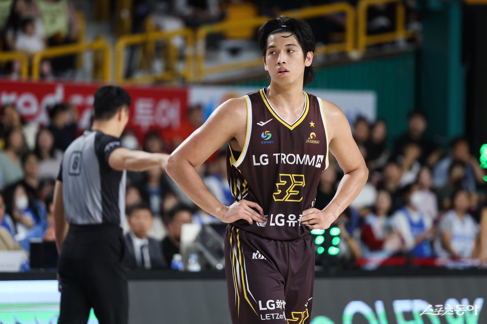 LG 칼 타마요가 20일 창원체육관에서 열린 가스공사전 도중 잠시 휴식을 취하고 있다. 타마요는 24점을 올려 팀의 승리를 이끌었다. 사진제공|KBL