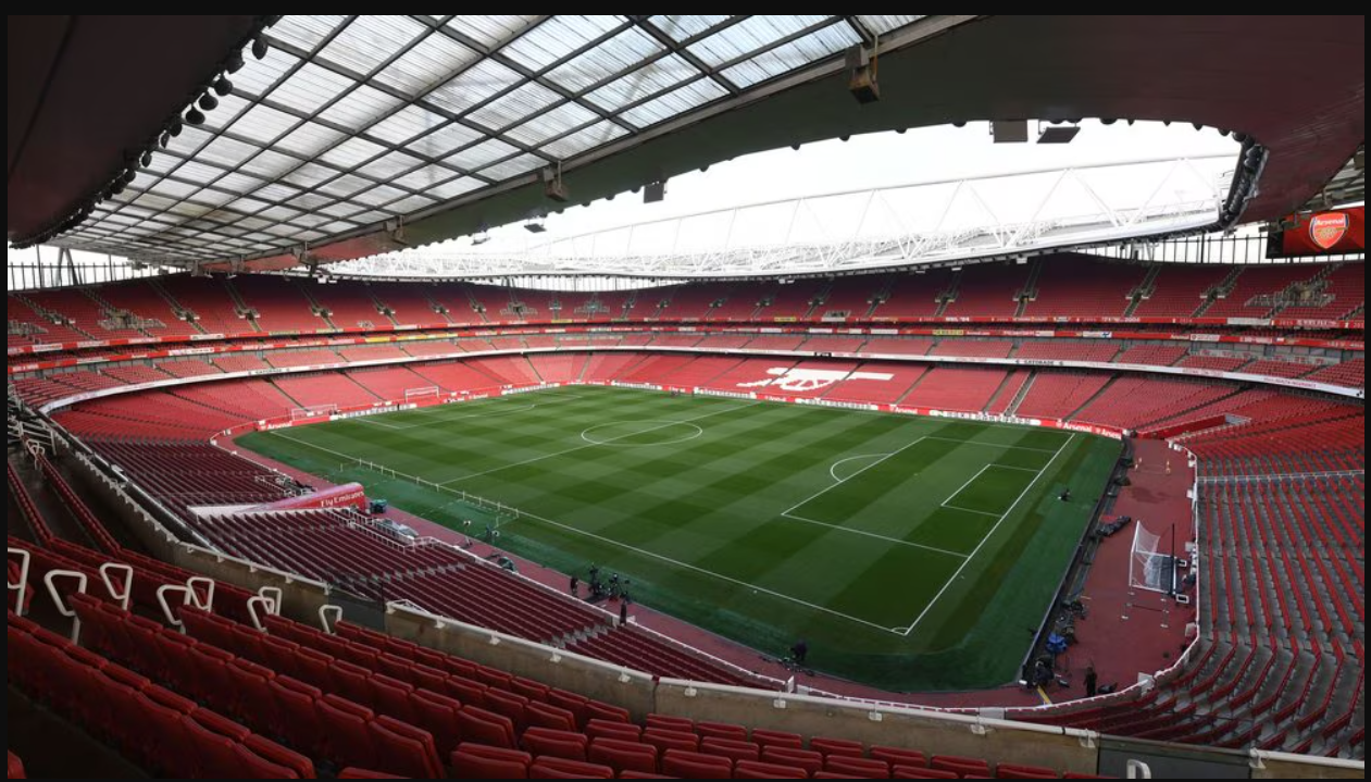 아틀레티코 마드리드는 22일(한국시간) 아스널과 2025~2026시즌 UCL 리그 페이즈 원정경기를 앞두고 전날(21일) 아스널의 홈경기장 에미레이츠 스타디움에서 훈련을 했다. 그러나 훈련을 마친 뒤 온수가 나오지 않아 씻지 못한 채 숙소로 돌아가는 해프닝을 겪었다. 사진은 에미레이츠 스타디움 전경