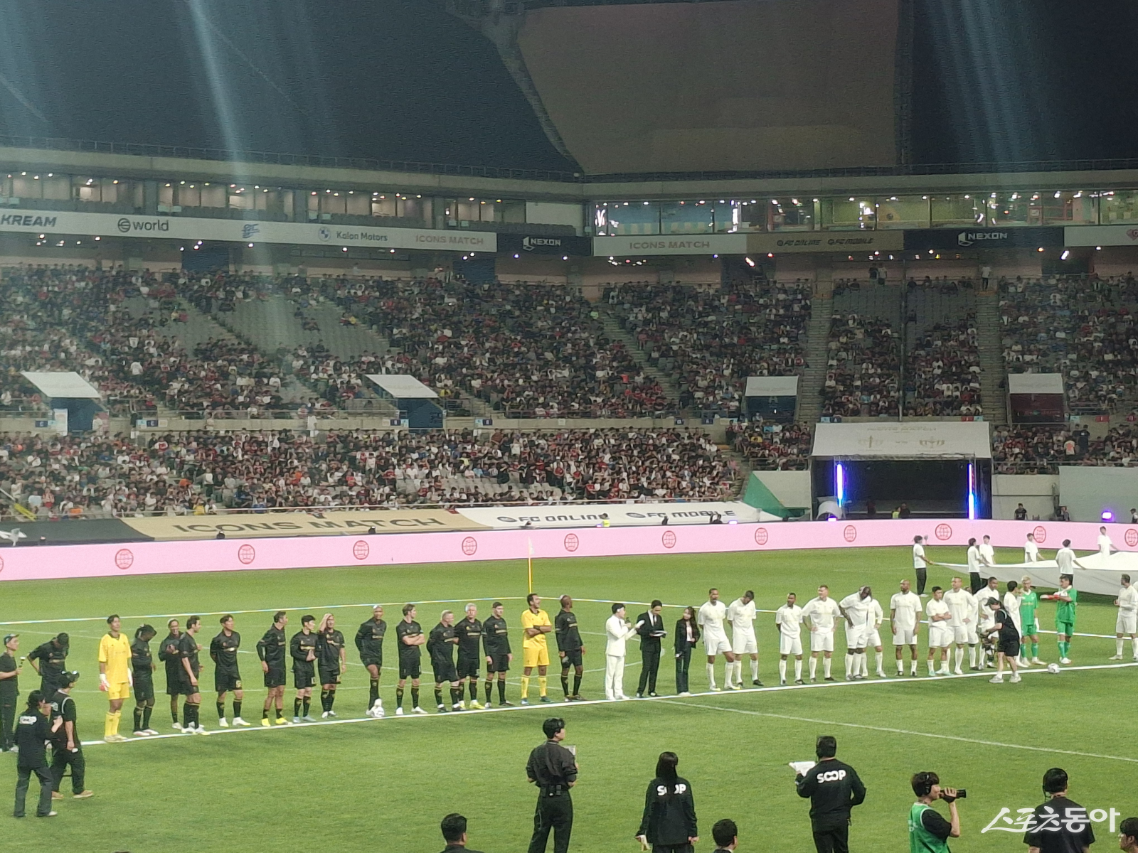 넥슨이 9월 13일 서울월드컵경기장에서 ‘2025 아이콘 매치 : 창의 귀환, 반격의 시작’을 개최했다. 사진 제공 ｜윤찬희 학생기자