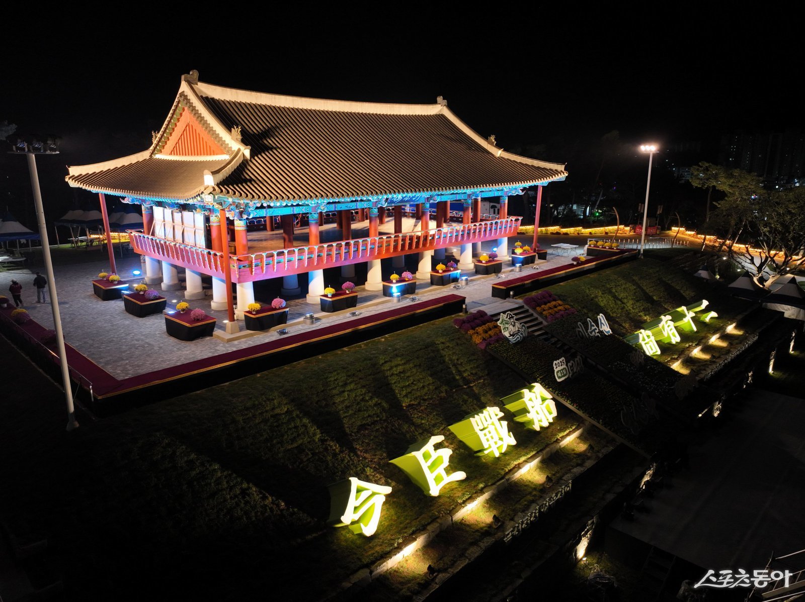 열선루 야경. 사진제공=보성군