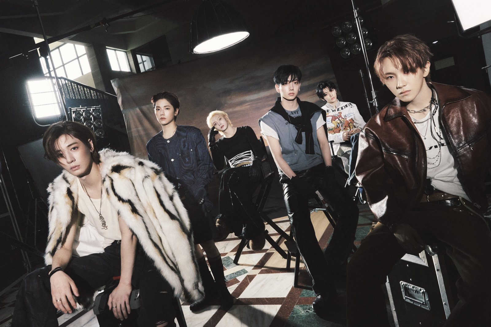 ‘올해의 케이팝 황금주’ 보이넥스트도어가 3개 음반 연속 밀리언셀러를 달성했다. 사진제공|KOZ엔터테인먼트