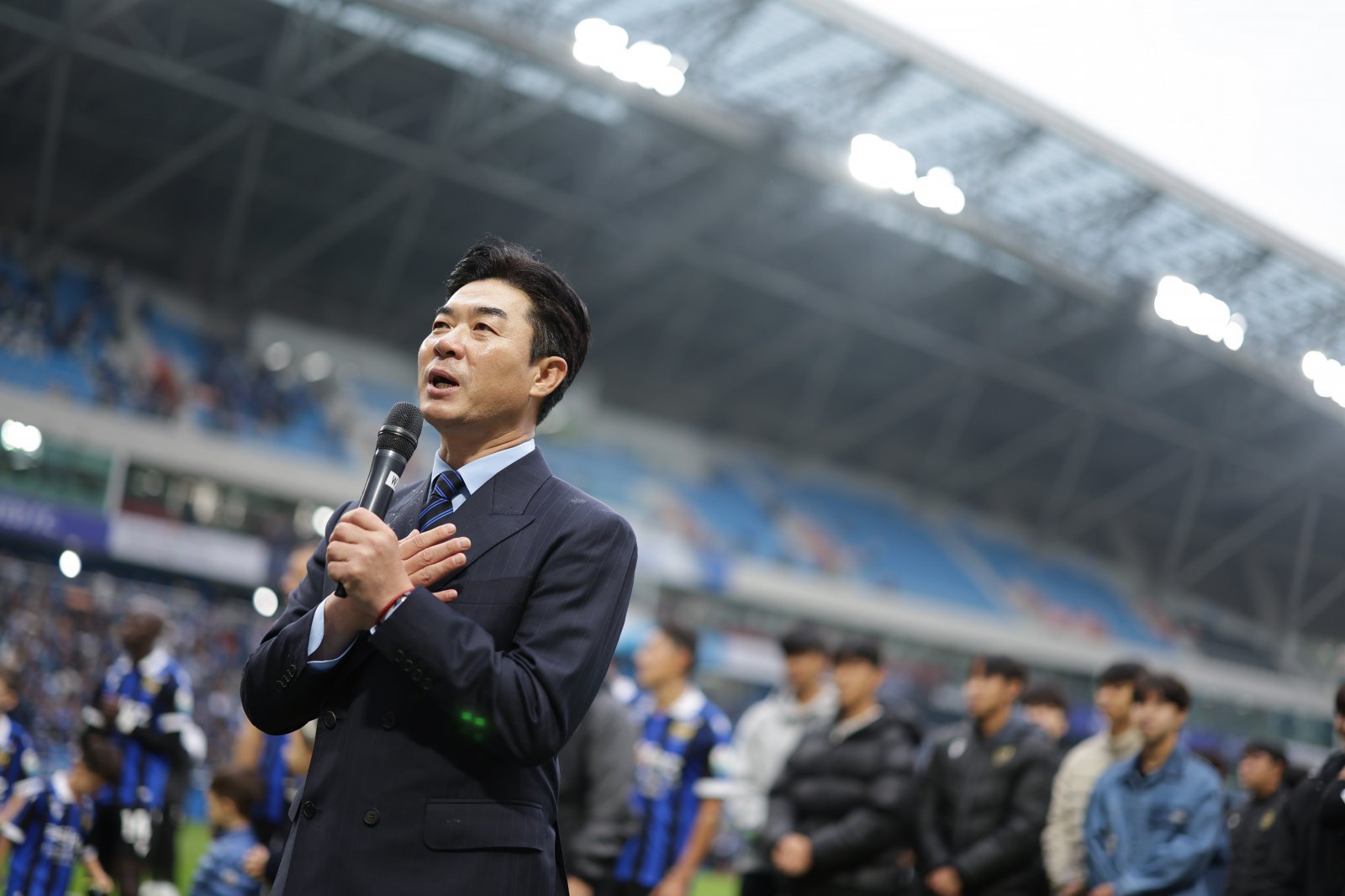 K리그1 승격 확정한 인천, 이제 시선은 내년으로…윤정환 감독의 거취에 주목