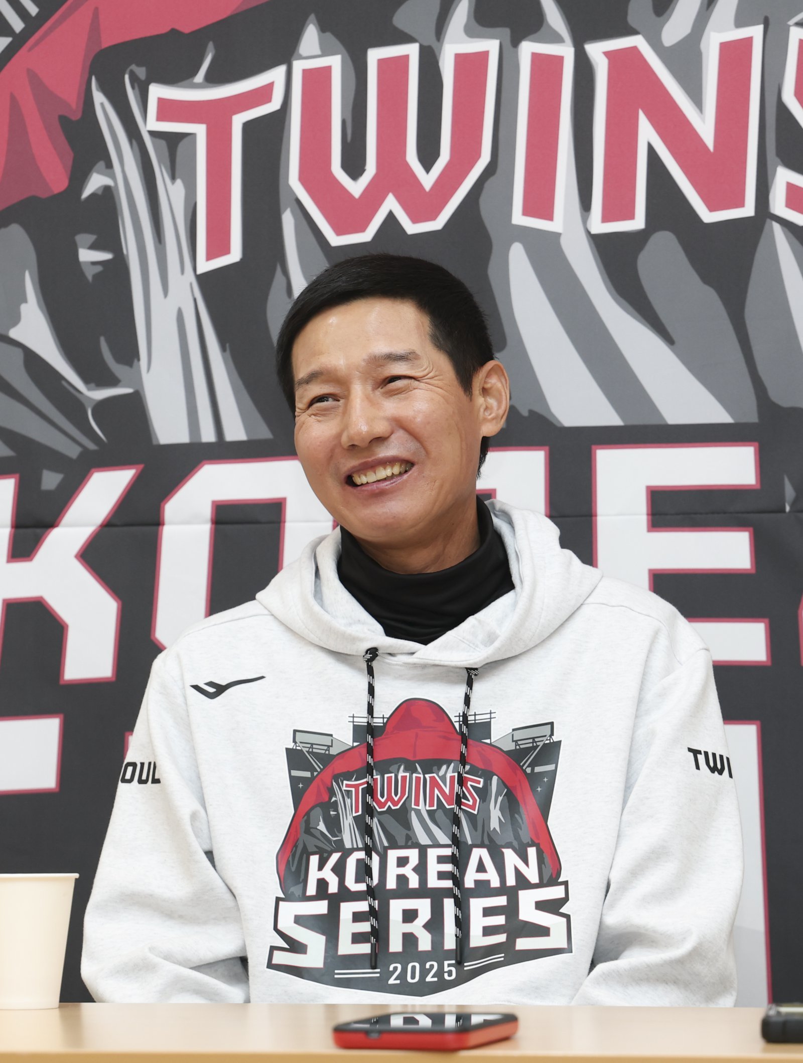 ‘선발 운영 변수’ LG 염경엽 감독 “치리노스 4차전도 못 나갈 몸은 아니다”