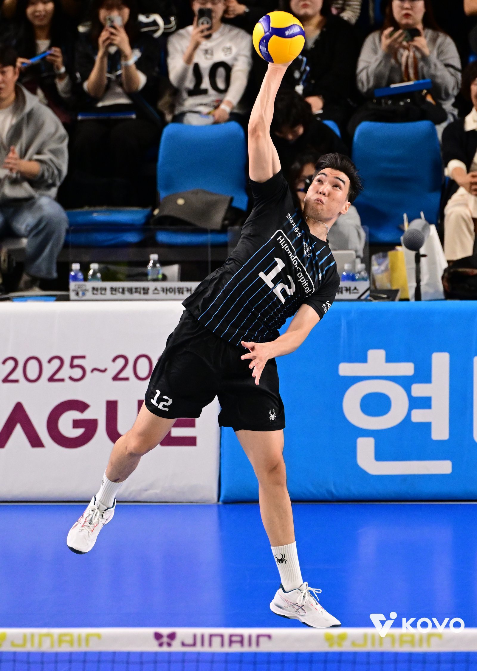 ‘아포짓 스파이커’ 바야르사이한은 대박 조짐…원동력은 블랑 감독의 믿음-문성민 코치의 개인훈련
