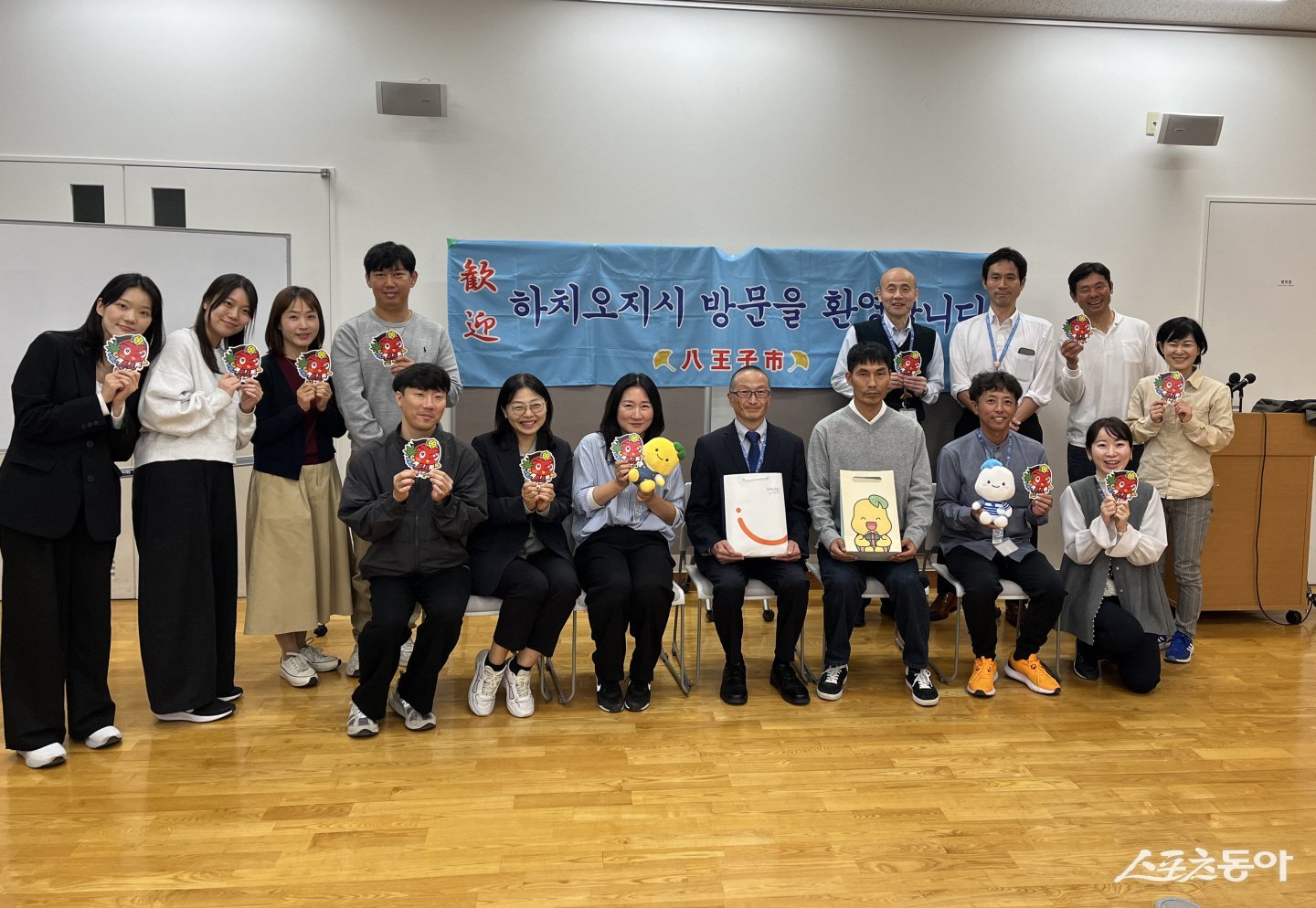 지난 10월 28일 시흥시 대표단이 다카오 599박물관에 방문해 정책교류세미나에 참석했다. 사진제공|시흥시