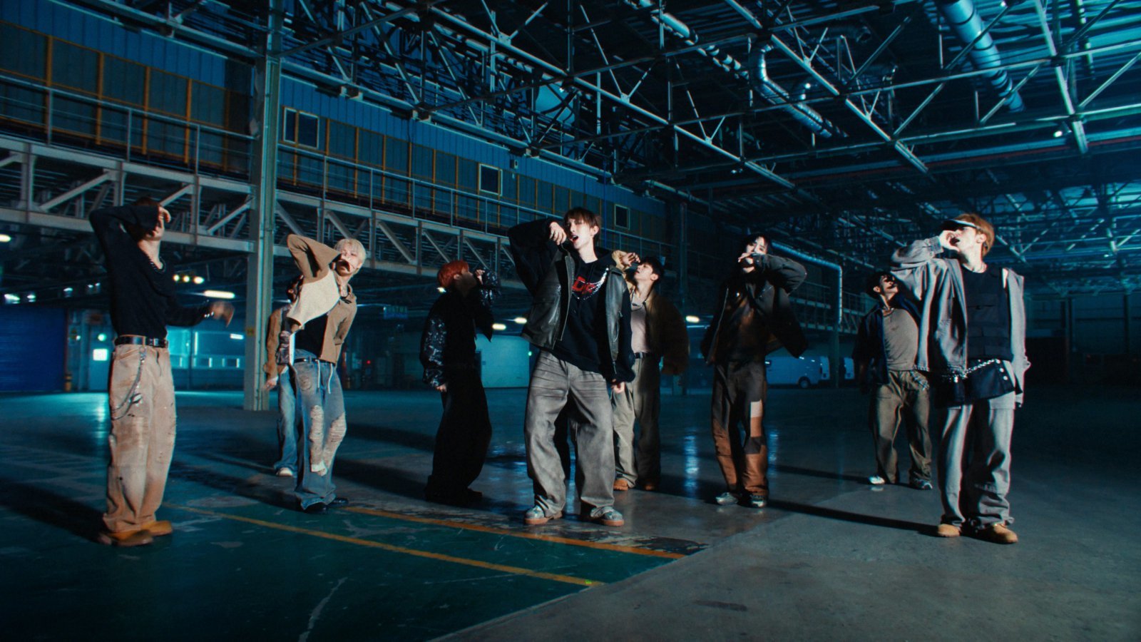 싸이커스가 미니 6집 ‘하우스 오브 트리키 : 레킹 더 하우스’로 세계관 시리즈의 완결을 예고하며 컴백에 대한 기대감을 높였다. 사진제공 | KQ 엔터테인먼트