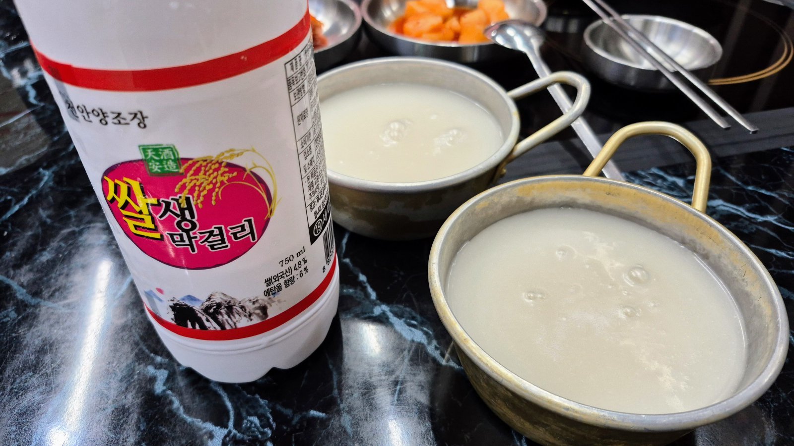 천안양조장의 막걸리와 병천순댓국은 궁합이 잘 맞는다.