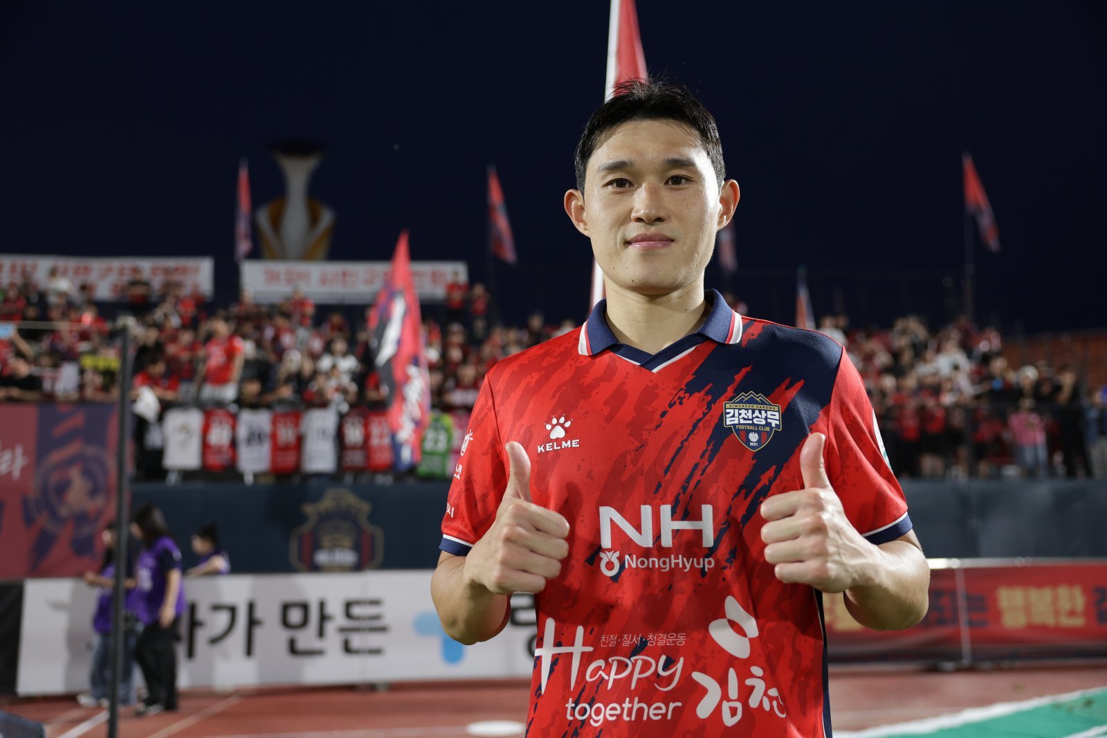 이동경은 28일 김천에서 전역한 뒤 곧장 울산 클럽하우스로 복귀했다. 그는 울산 구단 인터뷰에서 “1년 6개월 군 복무 기간 동안 뜻깊은 시간을 보냈다. 이제 울산의 성적을 위해 최선을 다하겠다”며 복귀 소감을 밝혔다. 사진제공|울산 HD