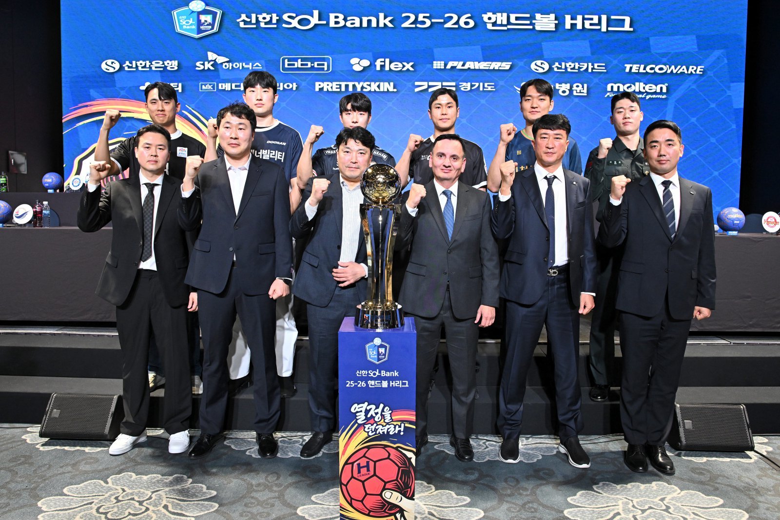 [SD 현장 라이브] 25~26시즌 핸드볼 H리그 공공의 적은 男 두산-女 SK…대항마로 男 SK-女 부산시설공단 지목
