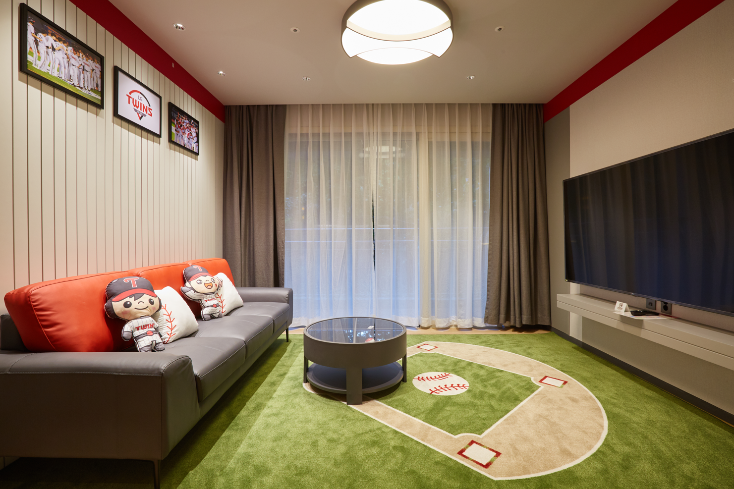 곤지암리조트가 LG트윈스 한국시리즈 우승을 기념해 다채로운 할인과 경품 가득한 ‘윈윈 페스티벌’을 진행한다