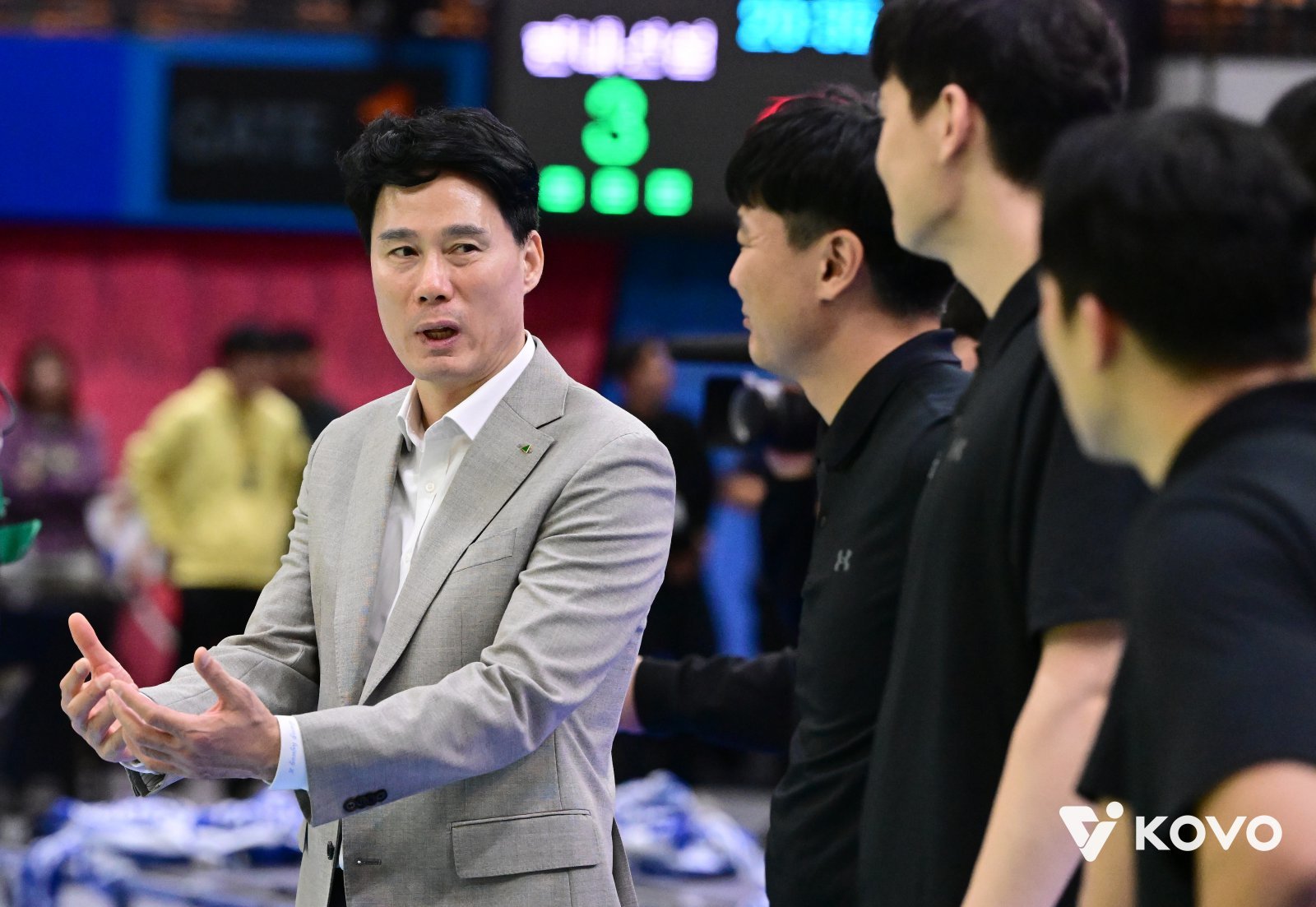 [SD 수원 인터뷰] 선두 도약에도 방심하지 않는 강성형 현대건설 감독, “주전 중 4명이나 몸 상태가 정상이 아니지만…”