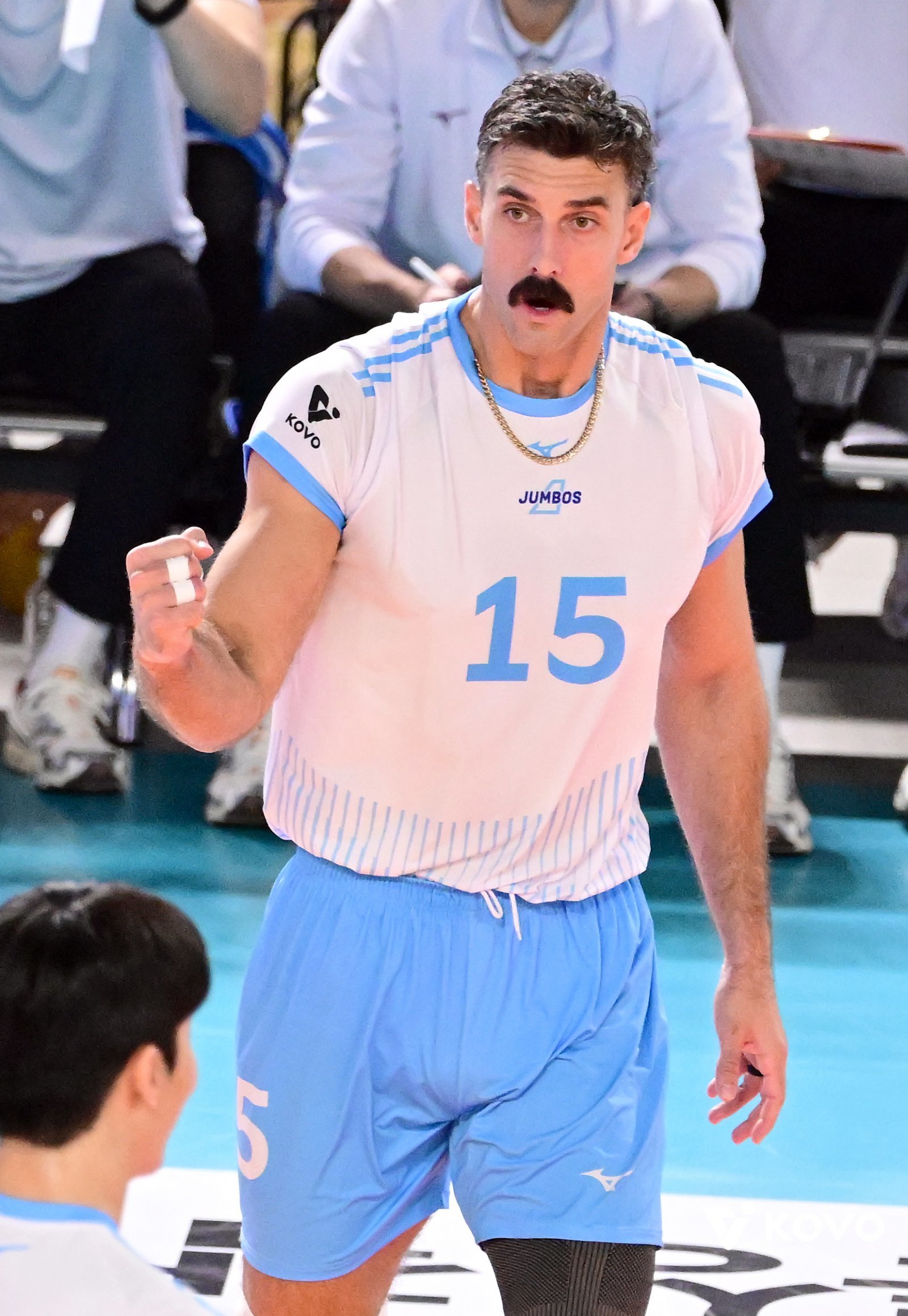 대한항공 헤난 달 조토 감독은 팀의 주포 카일 러셀(사진)의 활약에 만족하면서도 내심 더 발전하기를 바란다. “범실을 더 줄여야 한다”는 조토 감독의 말처럼, 러셀이 완벽에 가까워진다면 대한항공의 정상 탈환도 허상이 아니다. 사진제공|KOVO