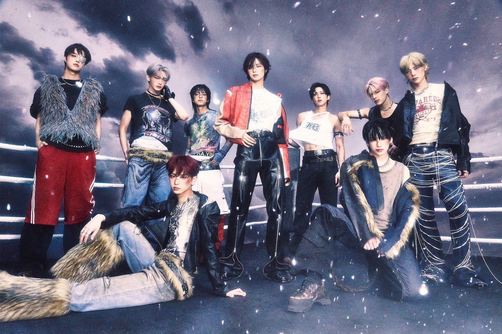 앤팀(사진)의 한국 성공과 제로베이스원·코르티스의 일본 인기 속에 케이팝이 양방향으로 순환·확장하는 ‘글로벌 한류’ 시대가 열리고 있다. 케이팝이 각국 문화와 융합해 순환하는 구조로 진화하며 세계 음악 시장의 장기 지배 기반을 다지고 있다는 분석이 나온다. 사진제공|YX레이블스