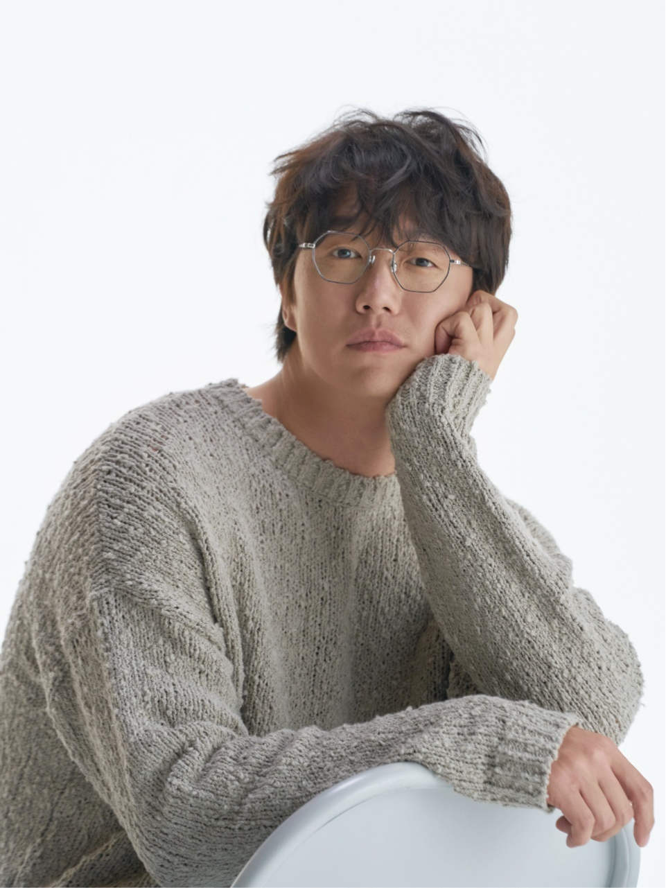 성시경, 자신도 피해자인데…유튜브 사칭 피해 직접 배상