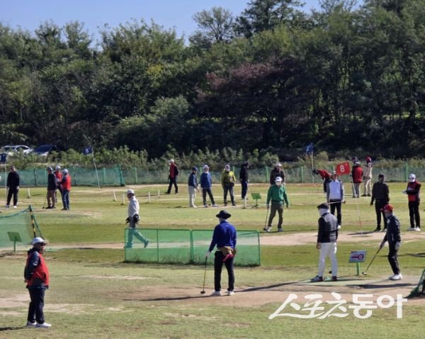 기존 최대 홀수(36홀)를 갖춘 형산강파크골프장 전경. 사진제공ㅣ포항시