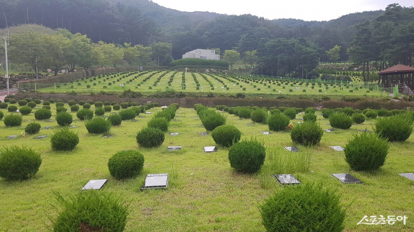 추모공원 가족봉안묘 전경 . (사진설명=부산시설공단)