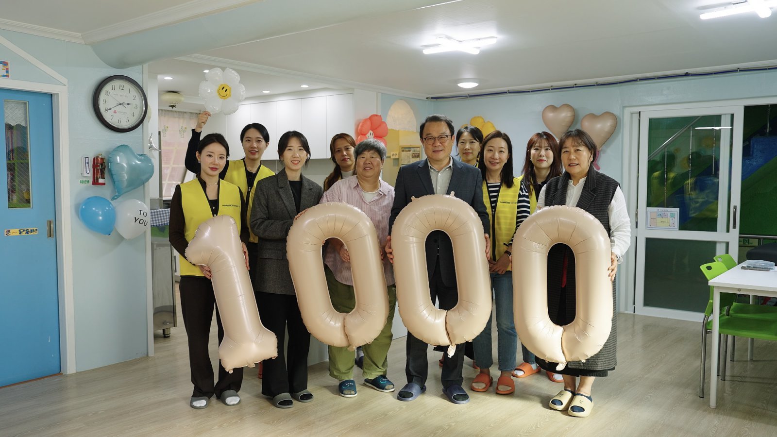 ‘공간개선 사업’ 1000호 기념 촬영. 사진제공|한샘