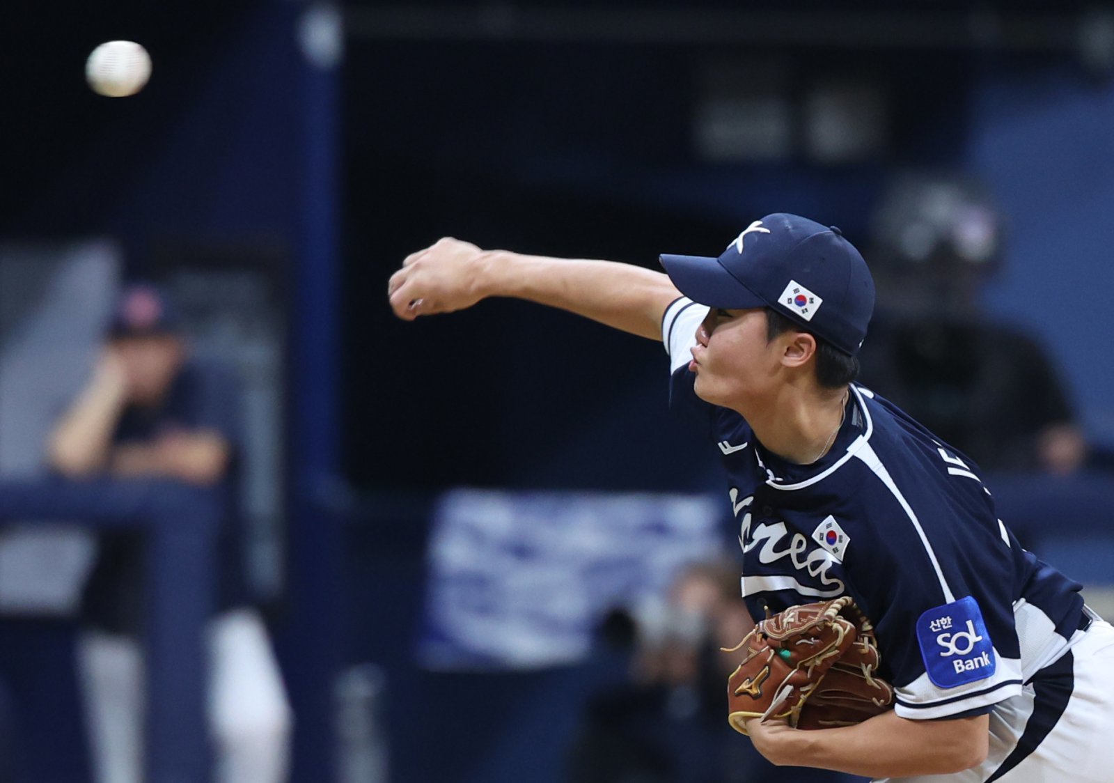 한화 정우주는 1년 만에 청소년 대표팀에 이어 성인 대표팀을 경험하게 됐다. 그는 더욱 무거워진 책임감을 안고 마운드에 오를 예정이다.|뉴시스