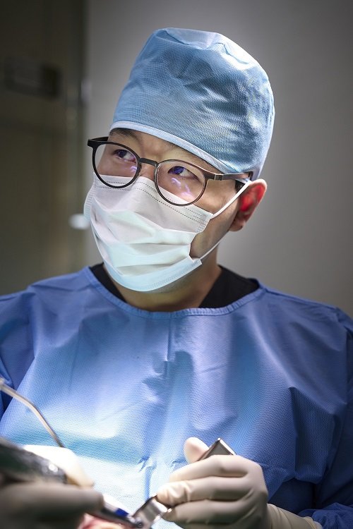 연세힐치과의원 정현준 대표원장