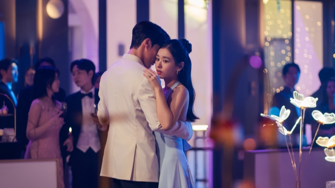 장기용·안은진, 첫 회부터 활활…‘키스 엔딩’에 시청자 홀릭