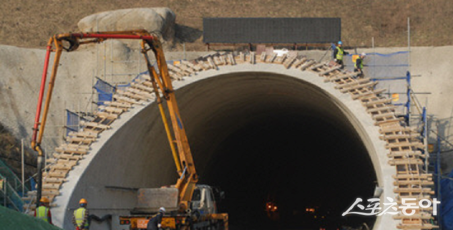 강원특별자치도 건설 현장(현장 모습). 사진|박병근 기자