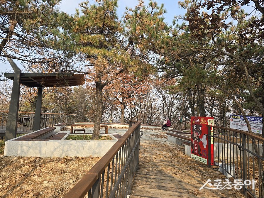 인천 남동구, 도롱뇽마을 무장애나눔길 조성사업 현장점검을 진행했다. 사진제공｜인천 남동구청