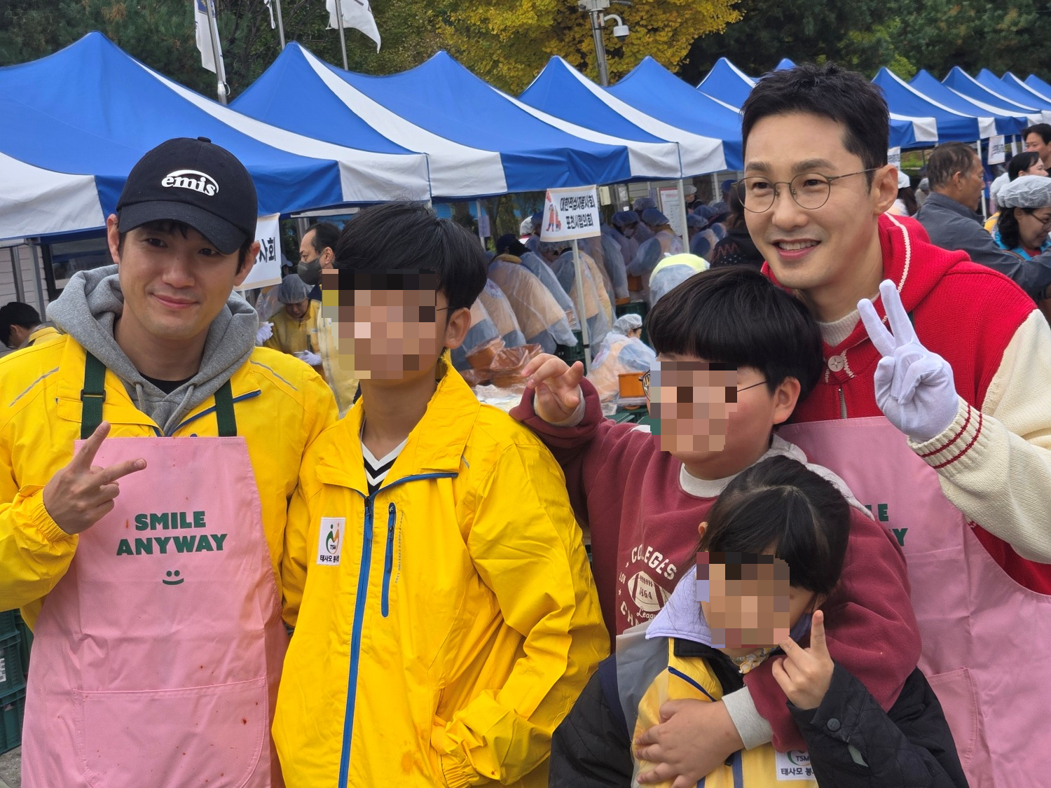 황동주, 이웃 위해 김치 버무렸다…1740박스로 선행 폭발