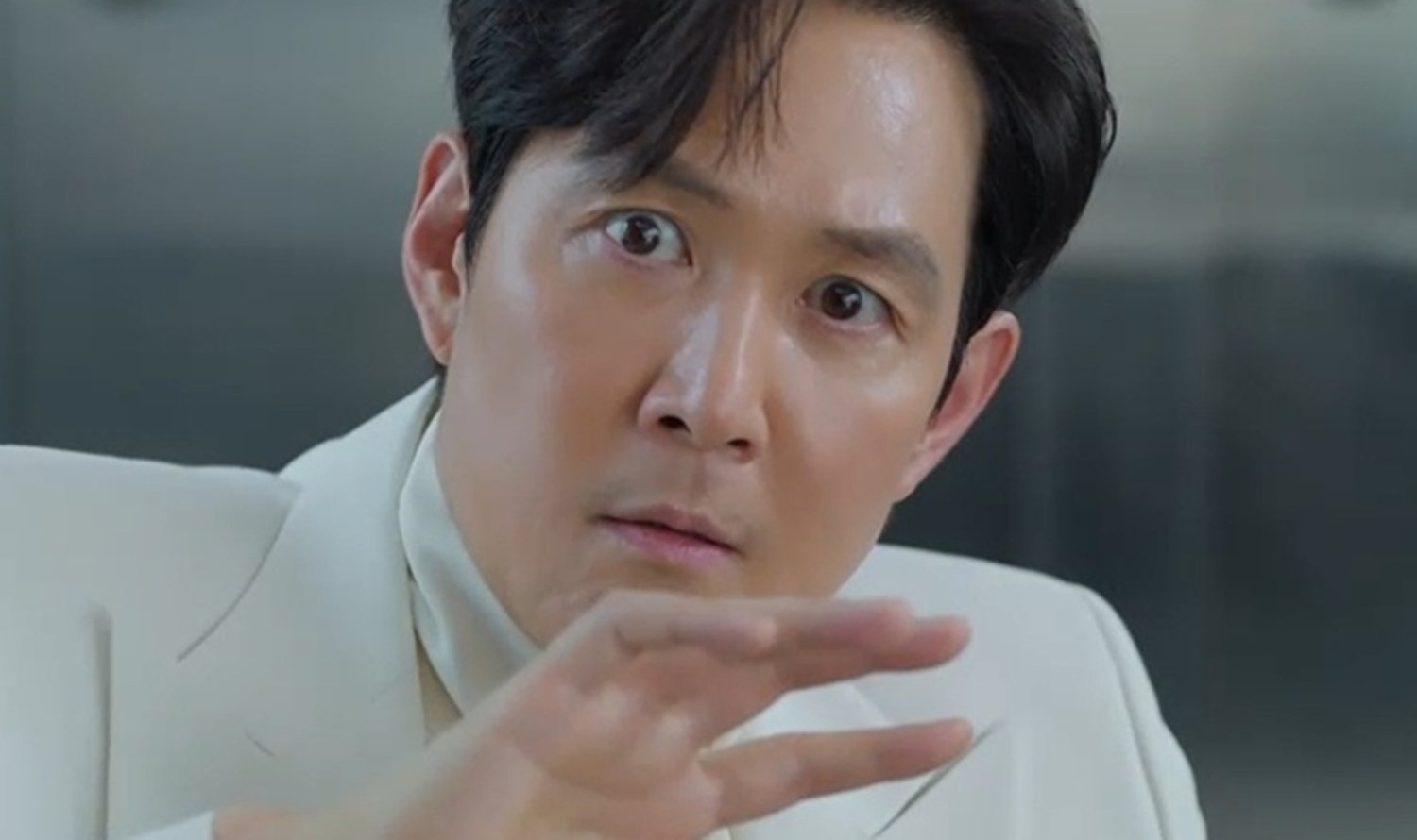 이정재 속옷 노출까지, 하찮은 거 잘하네 (얄미운 사랑)