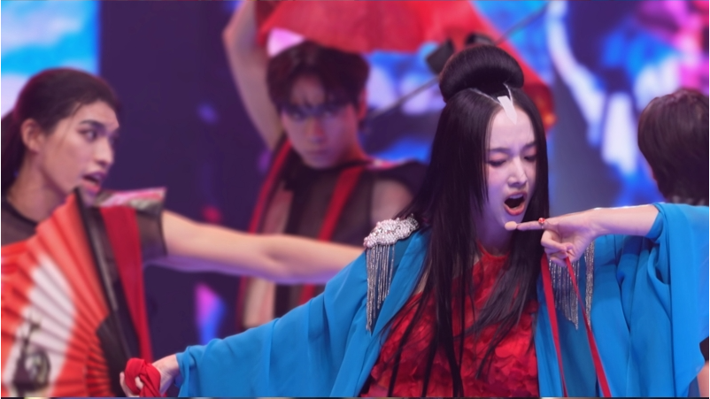 이정현 “눈물났다” 10년만에 폭발한 테크노 여신