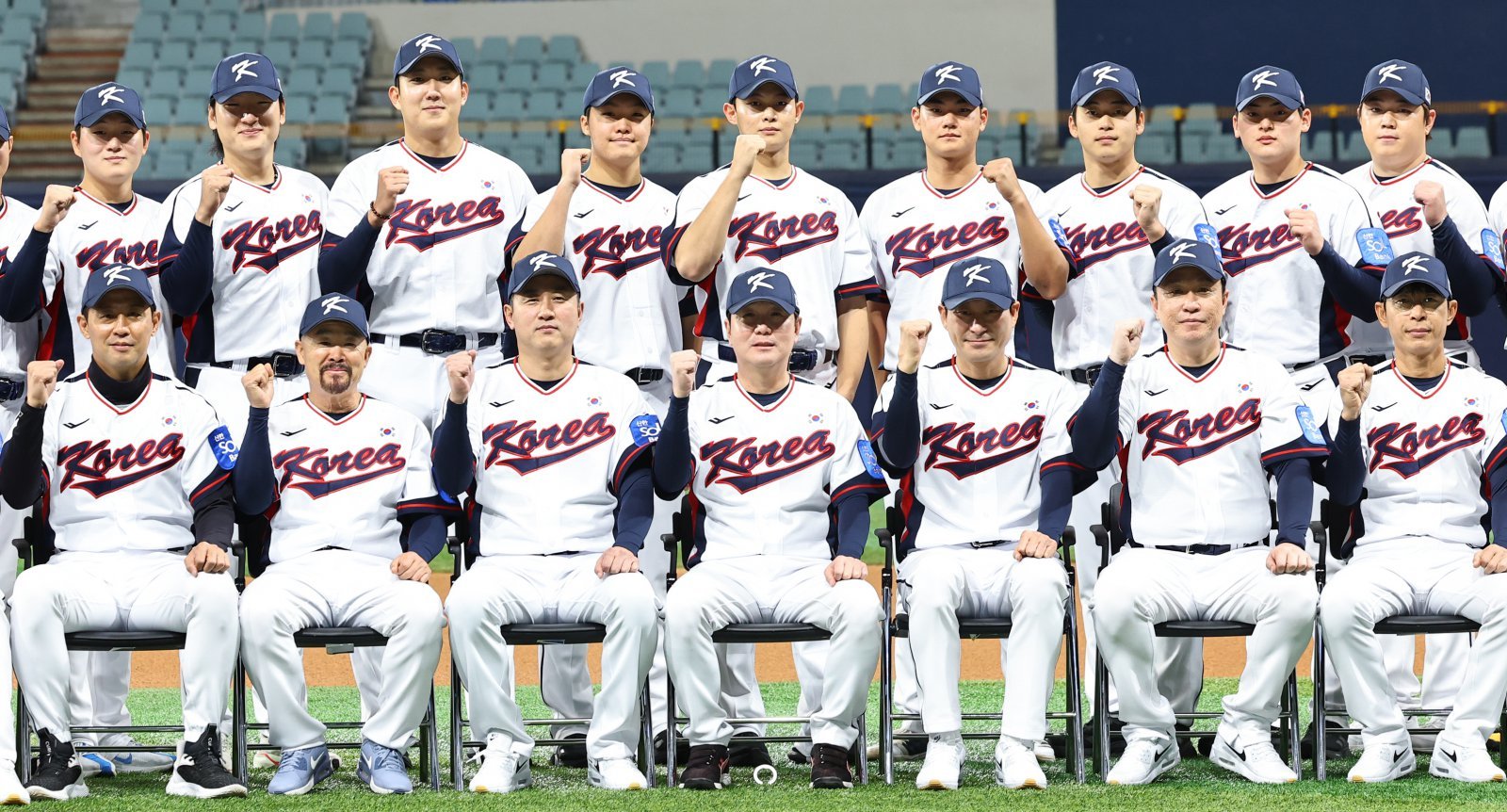 대표팀은 한일전에서 10년째 승리하지 못하고 있지만, 매 경기 상대를 끈질기게 물고 늘어나며 라이벌 구도를 이어가고 있다.｜뉴시스