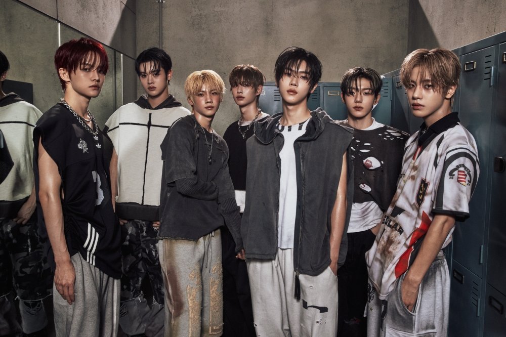 ‘기세의 클로즈 유어 아이즈’ 눈 깜짝할 새 데뷔 원년 밀리언셀러 등극