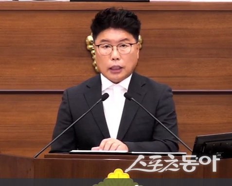 부산진구의회 오우택 의원 발언 모습.