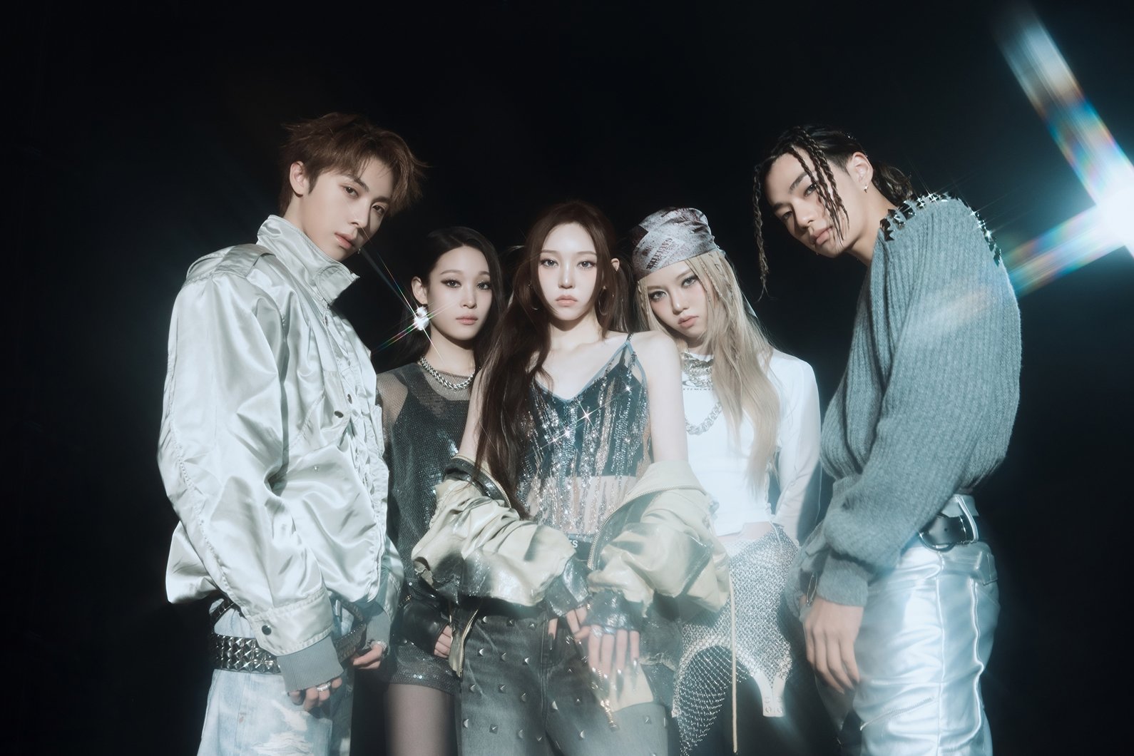 올데이 프로젝트. 사진제공 | 더블랙레이블