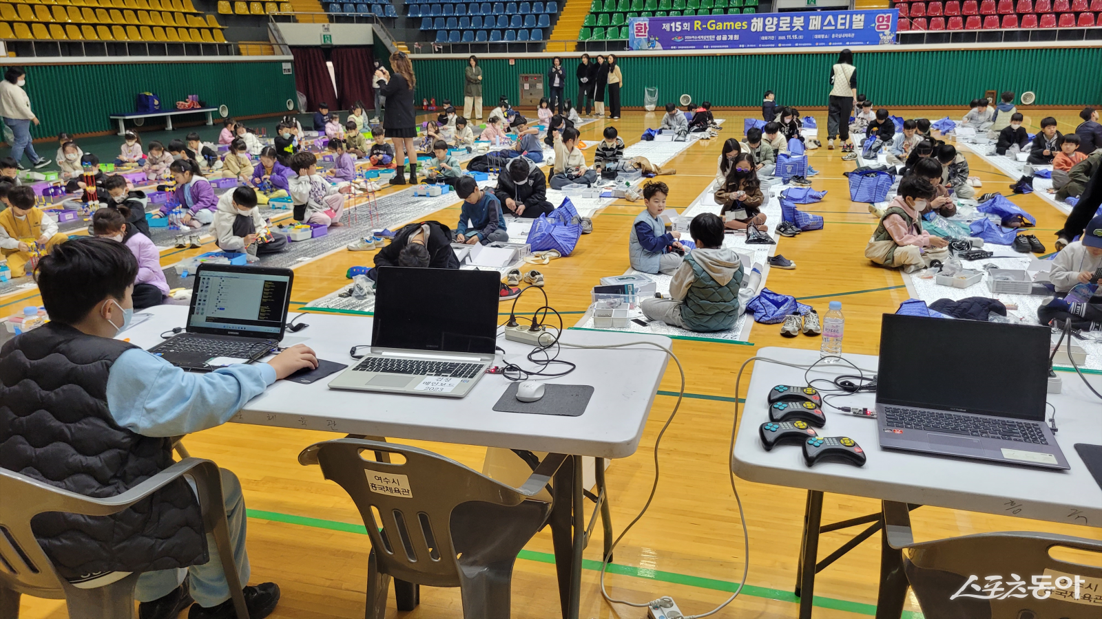 ‘제15회 R-sports 해양 로봇 페스티벌’이 지난 15일 여수흥국체육관에서 개최됐다. 독자제공