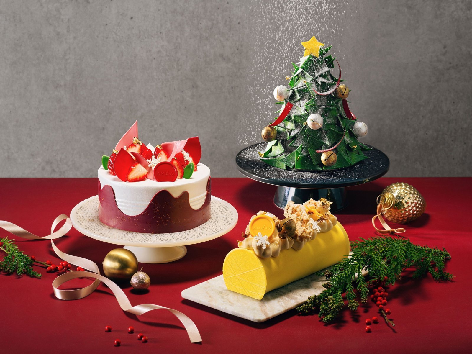 안다즈 서울 강남의 2025 크리스마스 케이크 3종