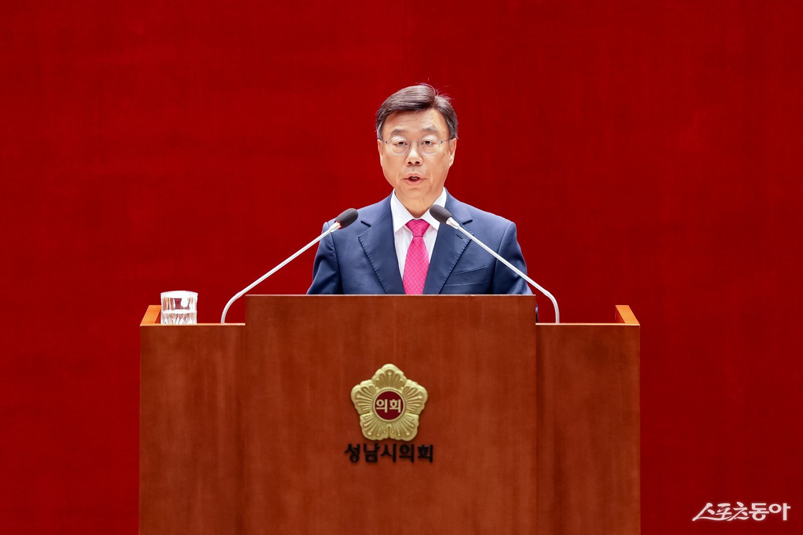 신상진 성남시장은 20일 성남시의회 제307회 제2차 정례회에서 2026년도 예산안과 시정 운영 방향을 제시하고 있다. 사진제공ㅣ성남시 