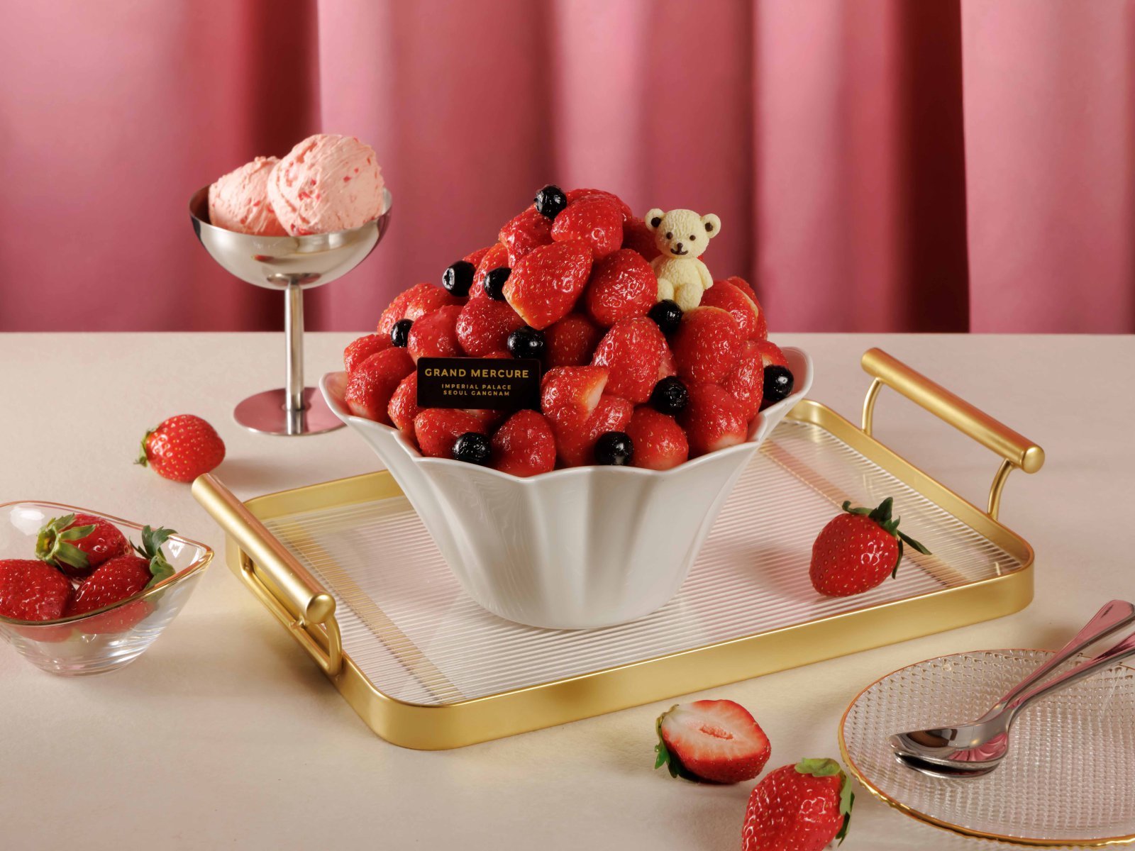 카페 델마르 딸기 프로모션