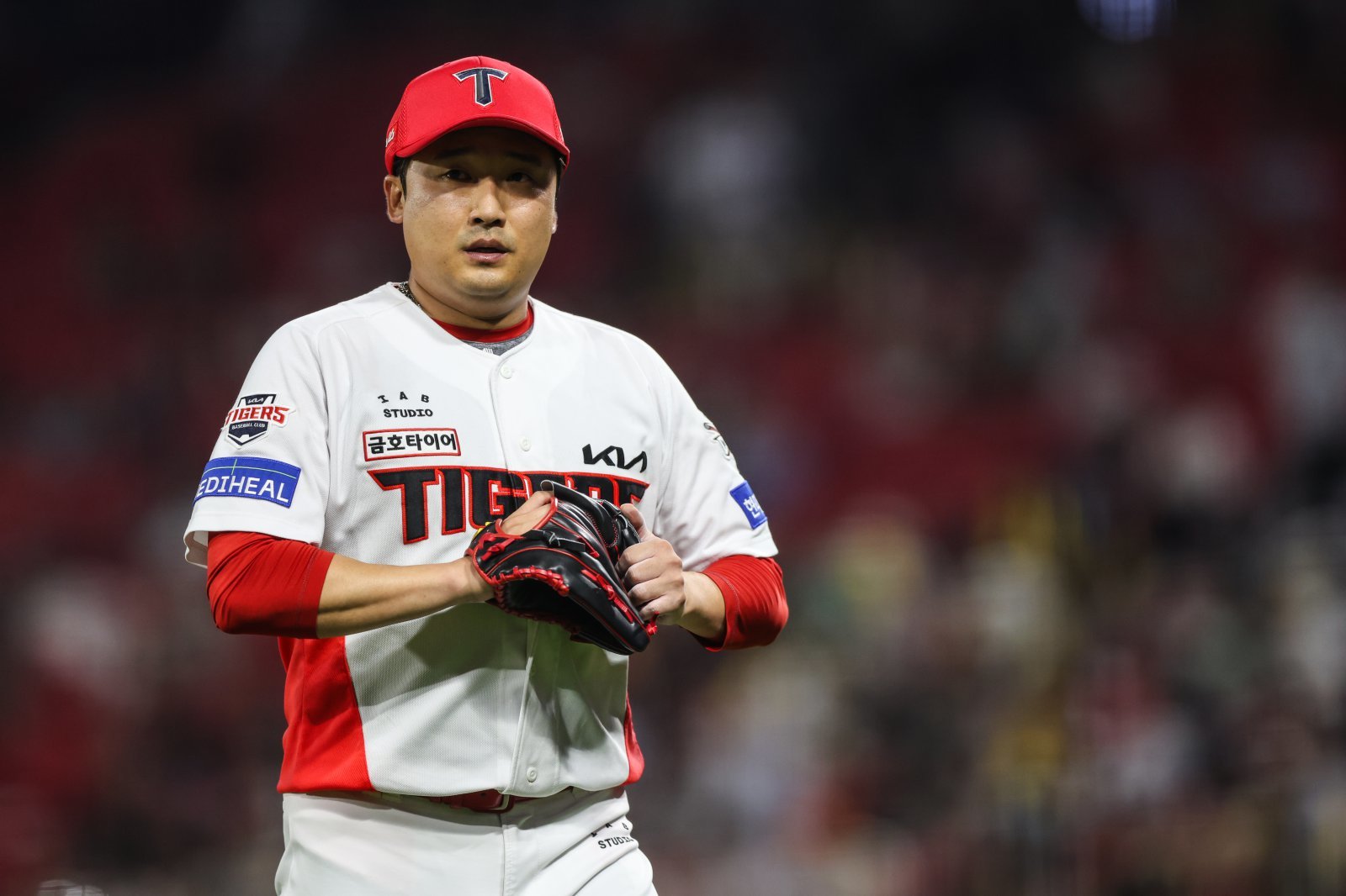 KIA는 23일 이준영과 3년 최대 12억 원 규모의 FA 계약을 체결했다. 이준영은 2021년부터 5시즌 연속 50경기 이상 등판한 팀의 핵심 불펜이다. 사진제공|KIA 타이거즈