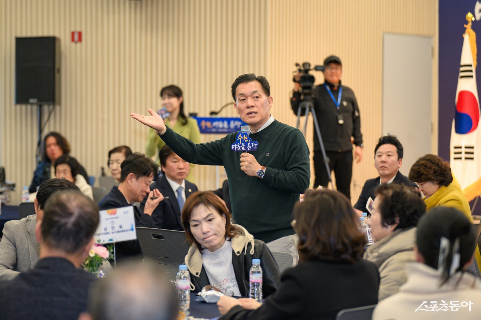이재준 시장이 권선1동 새빛만남에서 발언하고 있다. 사진제공｜수원시